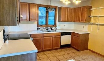 11 Pawtucket Ave, Bristol, RI 02809