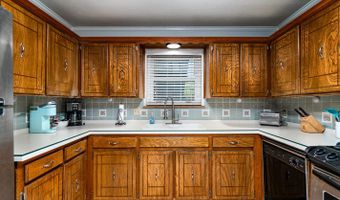 7503 ELMHURST Dr, Amarillo, TX 79121