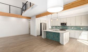 2085 N SUNSET Dr, Chandler, AZ 85225