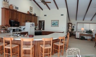 130 Bay Ave, Apalachicola, FL 32320