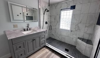 1207 8th St, Aurora, NE 68818