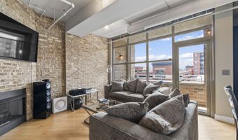 10 S Dunton Ave 407, Arlington Heights, IL 60005