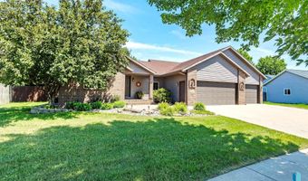 216 W Mountain Ash St, Brandon, SD 57005