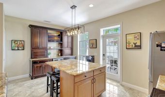 5518 LUMINAR POINTE Ln, Apollo Beach, FL 33572