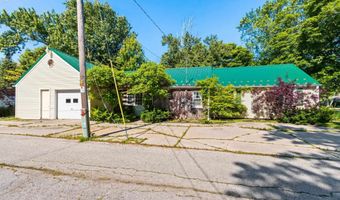 1320 STATE St, Algoma, WI 54201