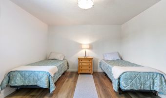 1114 LAKEWOOD Dr, Albany, OR 97321
