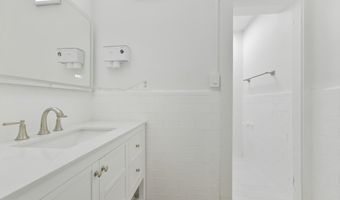 144 Salem St, Boston, MA 02113