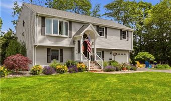 11 Carol Ave, Bristol, RI 02809