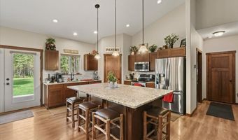 200 DANCING LIGHTS Ln, Athol, ID 83801