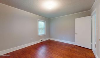 4083 Pitt St, Ayden, NC 28513