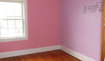 102 E Main St, Anna, OH 45302