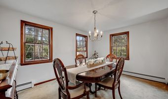 207 Diane Ln, Bristol, CT 06010