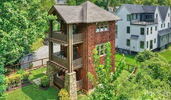 1611 Tippah Park Ct, Charlotte, NC 28205
