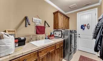20260 Morgan Hill Ct, Anderson, CA 96007