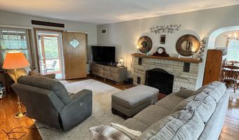 19 Pomeroy Rd, Athens, OH 45701
