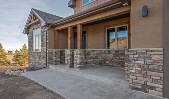 18 RAINBOW VALLEY LODGE Rd, Centennial, WY 82055