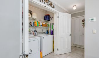 810 Wren Cir, Barefoot Bay, FL 32976