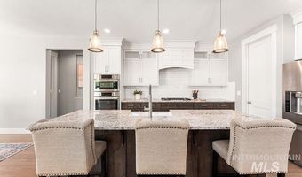 8295 W Sparks Lake Dr, Boise, ID 83714