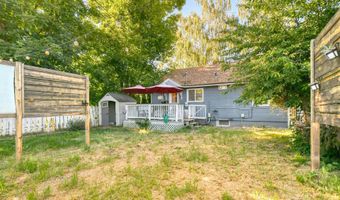 424 E DARWIN St, Athena, OR 97813