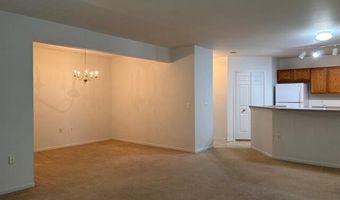2776 S Knightsbridge Cir, Ann Arbor, MI 48105