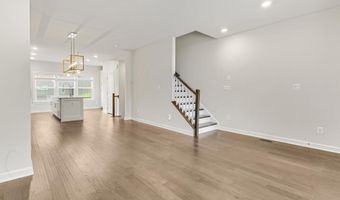 5701 11TH St N 2, Arlington, VA 22205