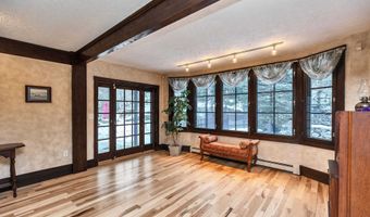 107 Fresh Pond Ln, Brookline, NH 03033