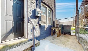 722 Pearl Pl, Atlantic City, NJ 08401