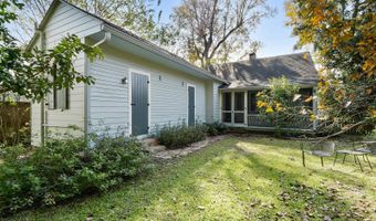 217 St Charles St, Bay St. Louis, MS 39520