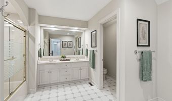 312 Aberdeen Ln, Aurora, OH 44202