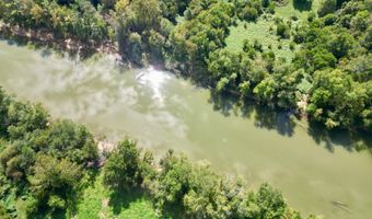 233 River Rd, Beattyville, KY 41311