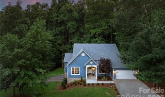 7 Oak Hollow Dr, Asheville, NC 28805