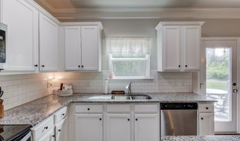 151 Moriah Woods Dr, Auburn, GA 30011