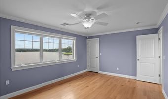 99 Boyce Ave, Barrington, RI 02806