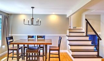 62 Meadowcrest Dr, Cumberland, RI 02864