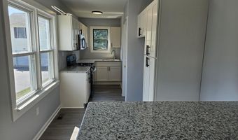 251 Main St, Middletown, NJ 07748