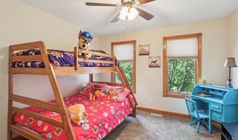 1019 11th Ave SE, Altoona, IA 50009