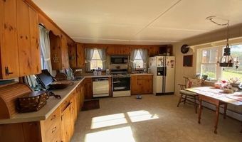 44 Pleasant View Rd, Bradford, NH 03221
