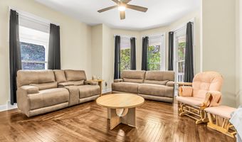 19 Lester St, Ansonia, CT 06401