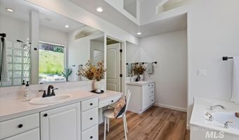 3949 W Quail Rdg, Boise, ID 83703
