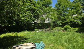 33 Oak St, Brattleboro, VT 05301