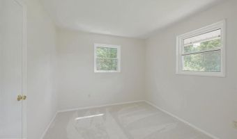 5004 EASTCHESTER Cir, Alexandria, VA 22310