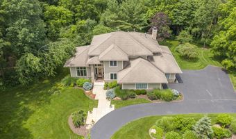 9171 Conservancy Dr NE, Ada, MI 49301