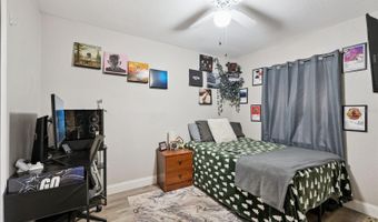 1335 YVONNE St, Apopka, FL 32712