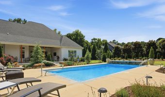 302 Meadow Way, Athens, AL 35613