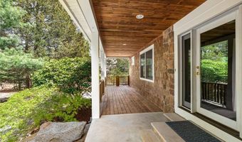 900 South Rd, East Greenwich, RI 02818