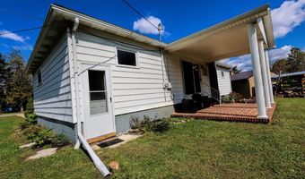 8075 Loop Rd, Alexandria, PA 16611