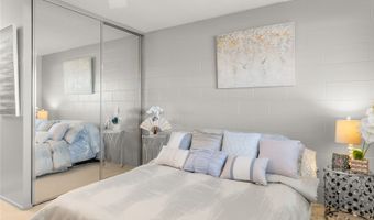 4280 Salt Lake Blvd D23, Honolulu, HI 96818