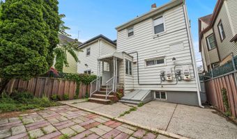 31 E 32ND St, Bayonne, NJ 07002