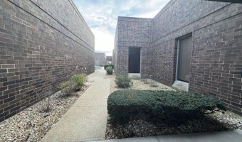 1765 W Cortland Ct L, Addison, IL 60101
