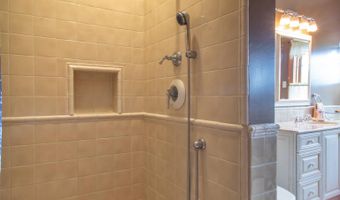 310 Alpine Ln, Burke, VT 05832